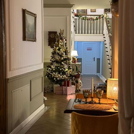 Hotel La Fontaine Hunedoara Zewnętrze zdjęcie