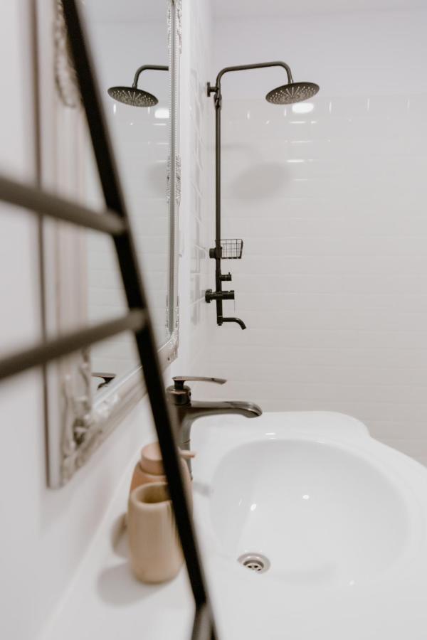 Hotel La Fontaine Hunedoara Zewnętrze zdjęcie