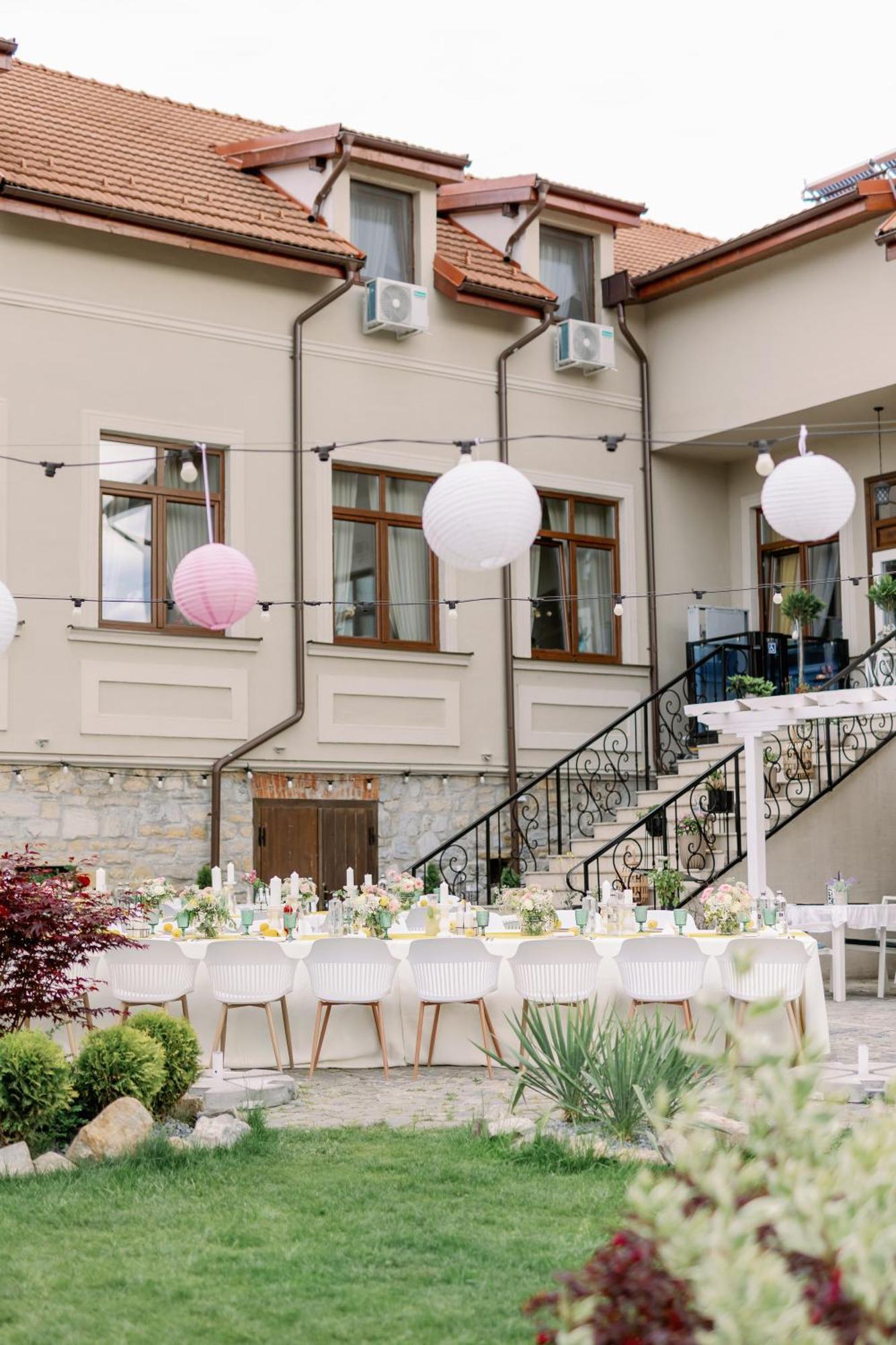 Hotel La Fontaine Hunedoara Zewnętrze zdjęcie